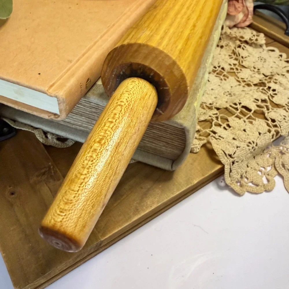 Vintage Style Wooden Rolling Pin Natural Grain Farmhouse Kitchen Baking Tool